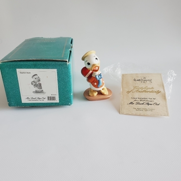 M01 * WDCC Walt Disney Classic Collection Mr. Duck Steps Out Nephew Duck - Picture 1 of 4